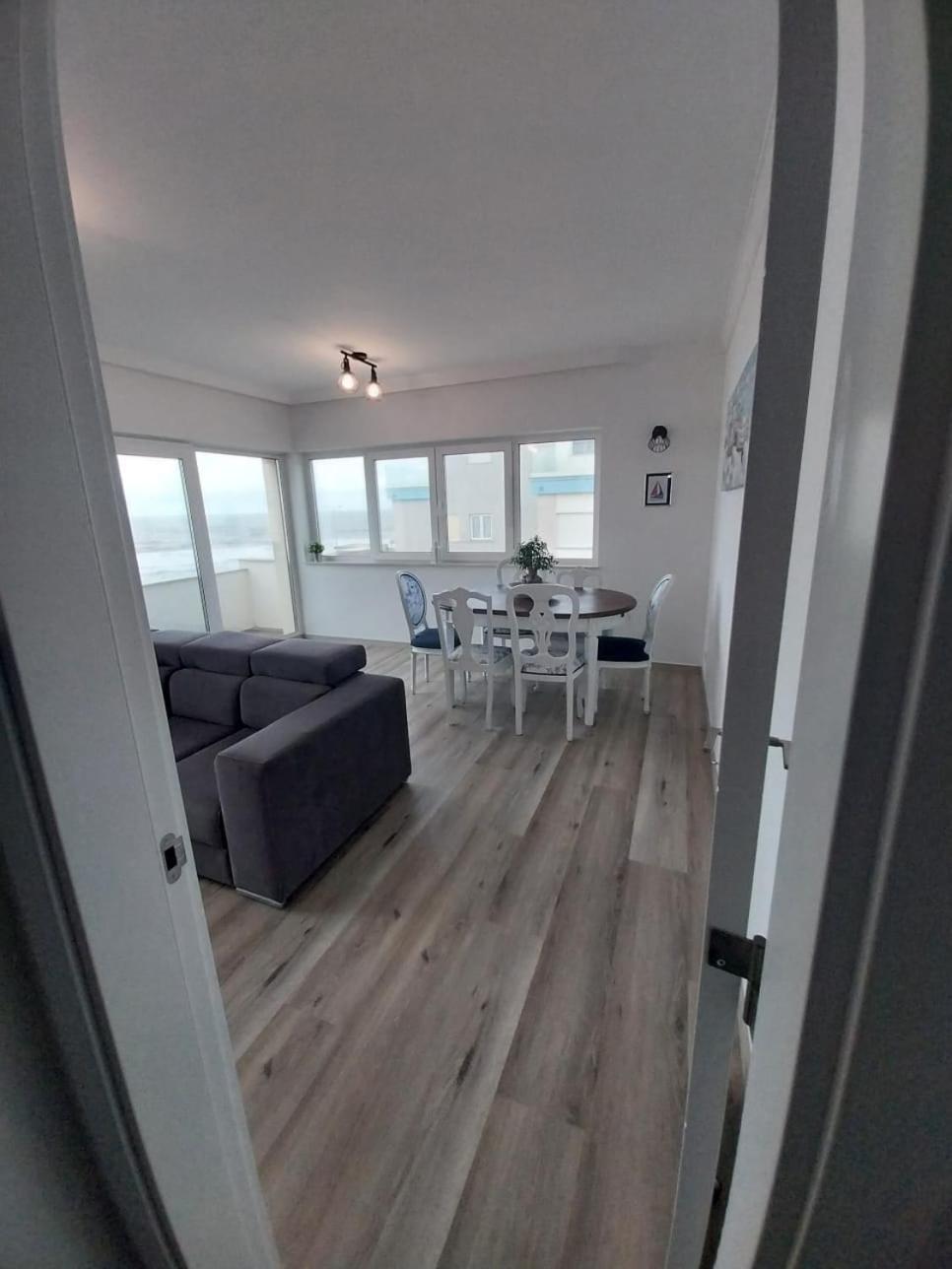 Bleu Ocean Apartment *